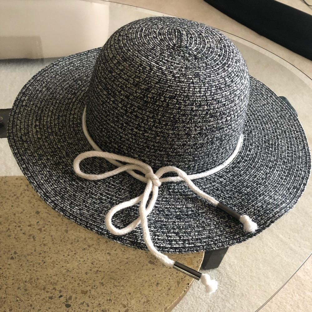 La Vie en Rose Sun Hat